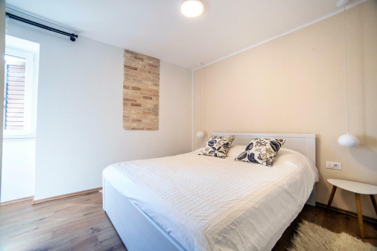 Emma Appartment Πόρετς Εξωτερικό φωτογραφία